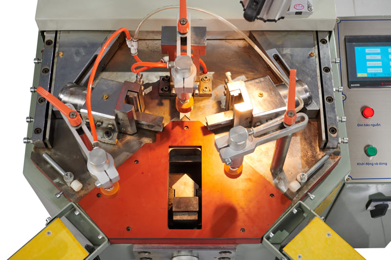 May-ep-goc-CNC-Faster-5